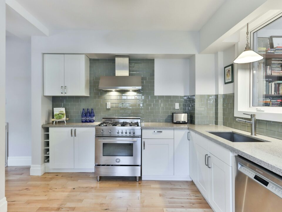 modern kitchen designers Vancouver