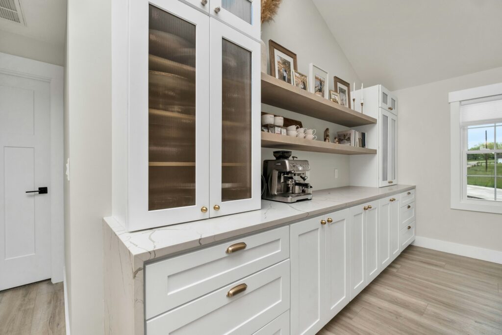 modern kitchen cabinets Vancouver